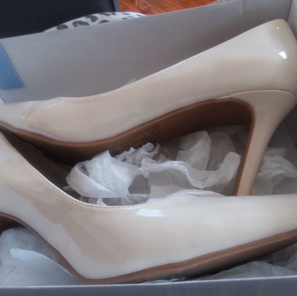 Patent leather pumps